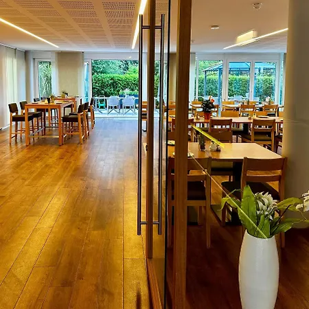 Gaestehaus Gn8 住宿加早餐酒店 里拉辛根-沃布林根