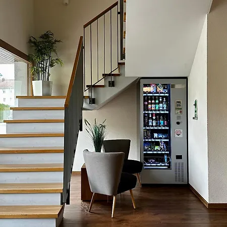 Gaestehaus Gn8 Oda ve Kahvaltı