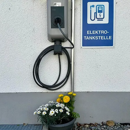 Gaestehaus Gn8 Nocleg ze śniadaniem