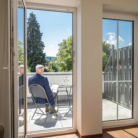 Oda ve Kahvaltı Gaestehaus Gn8 Rielasingen-Worblingen
