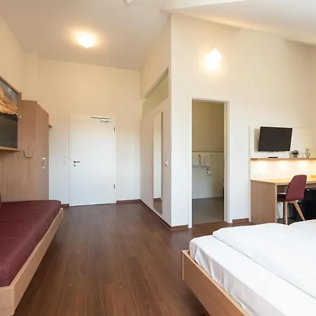 Gaestehaus Gn8 * 里拉辛根-沃布林根