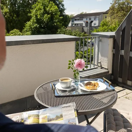 Gaestehaus Gn8 Nocleg ze śniadaniem 3*