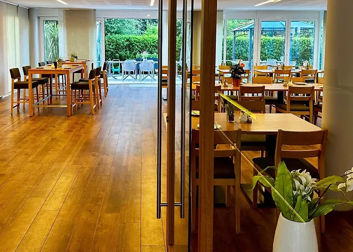 Gaestehaus Gn8 B&B 리라신겐보블린겐