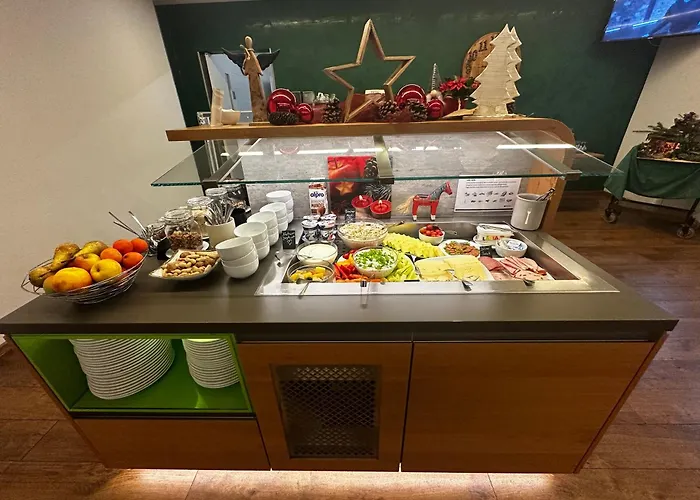 Gaestehaus Gn8 리라신겐보블린겐