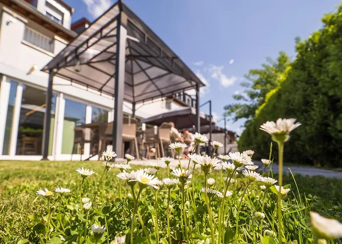 B&B Gaestehaus Gn8 리라신겐보블린겐